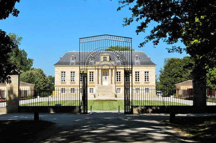 Chateau-la-Louviäre.jpg