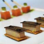 Finger de foie gras cacao et cubic de saumon et concombre